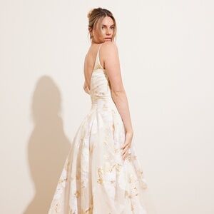 Carol Hannah Gold Flaked Wedding Dress Size 4